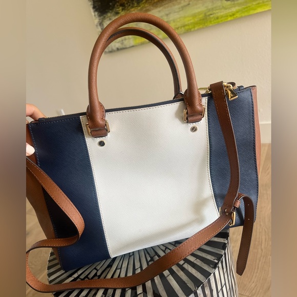 Michael Kors satchel bag - Picture 5 of 7